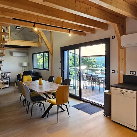 3 Avec Vue Imprenable Et Queyrieres